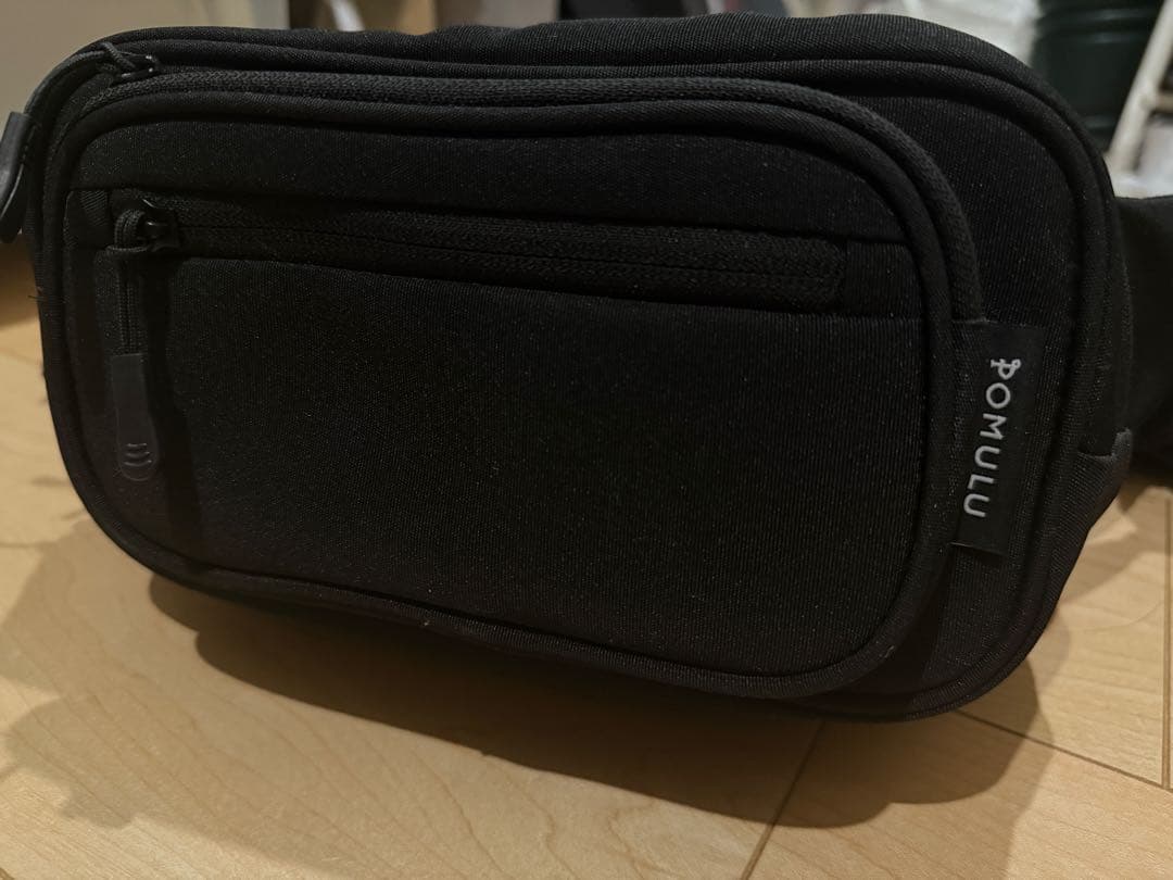 pomulu 美品ヒップシート　ショルダーバッグ