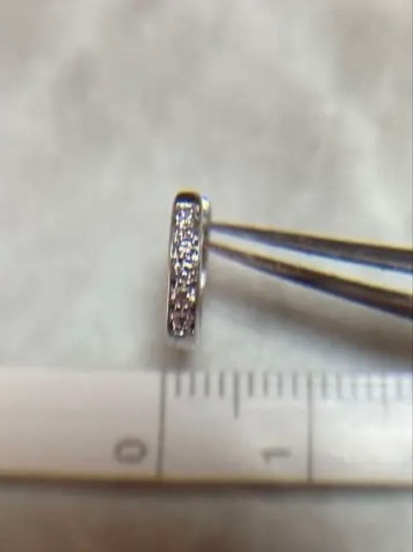 10金ダイヤモンド0.05ctバー型ピアス(片耳用)