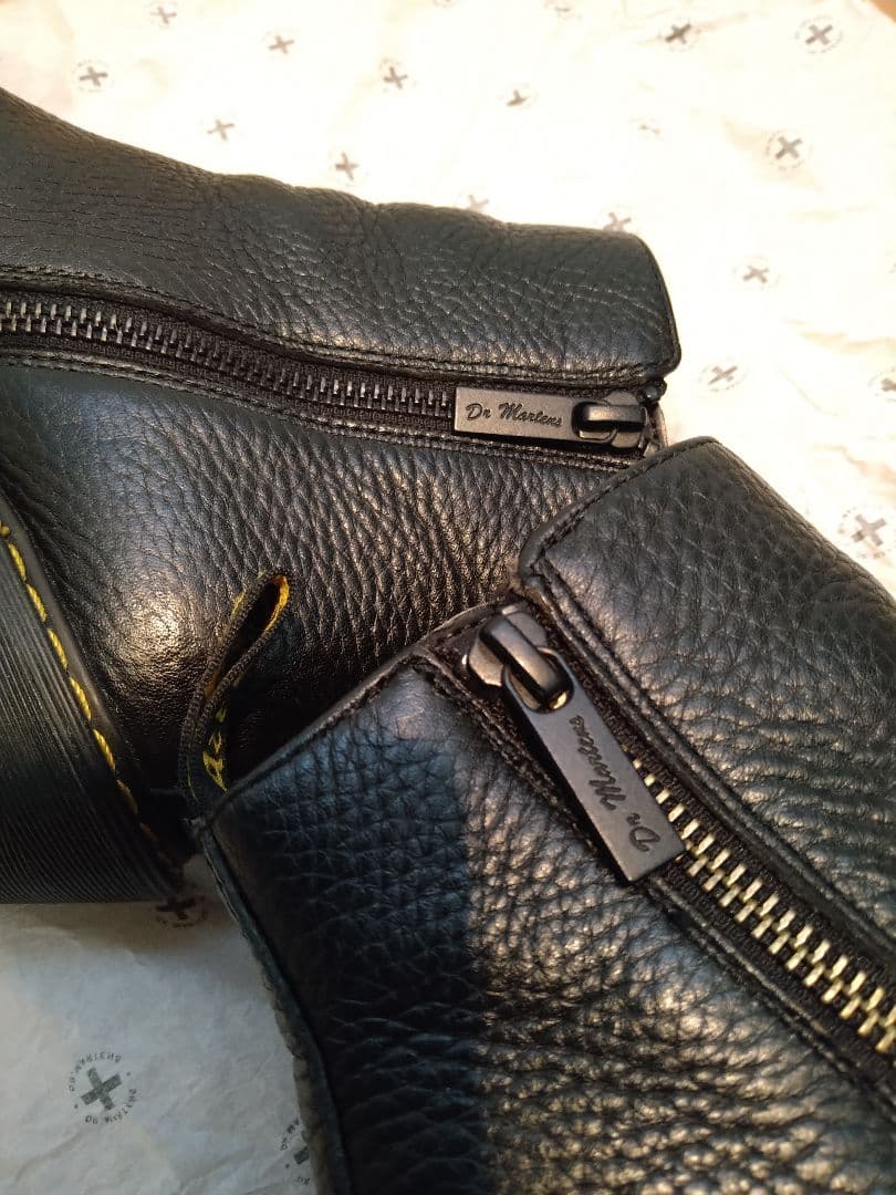 Dr.Martens ドクターマーチン サイドジップブーツ マグダレナ UK4