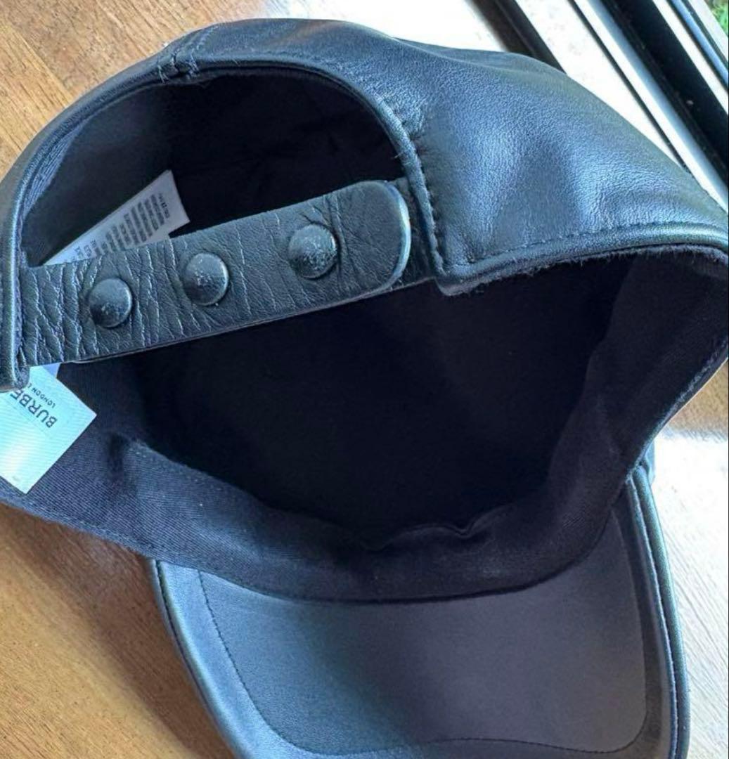 Burberry レディースレザー キャップ