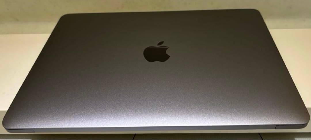 MacBook 12-inch, 2017 スペースグレイ メモ8G 256GB