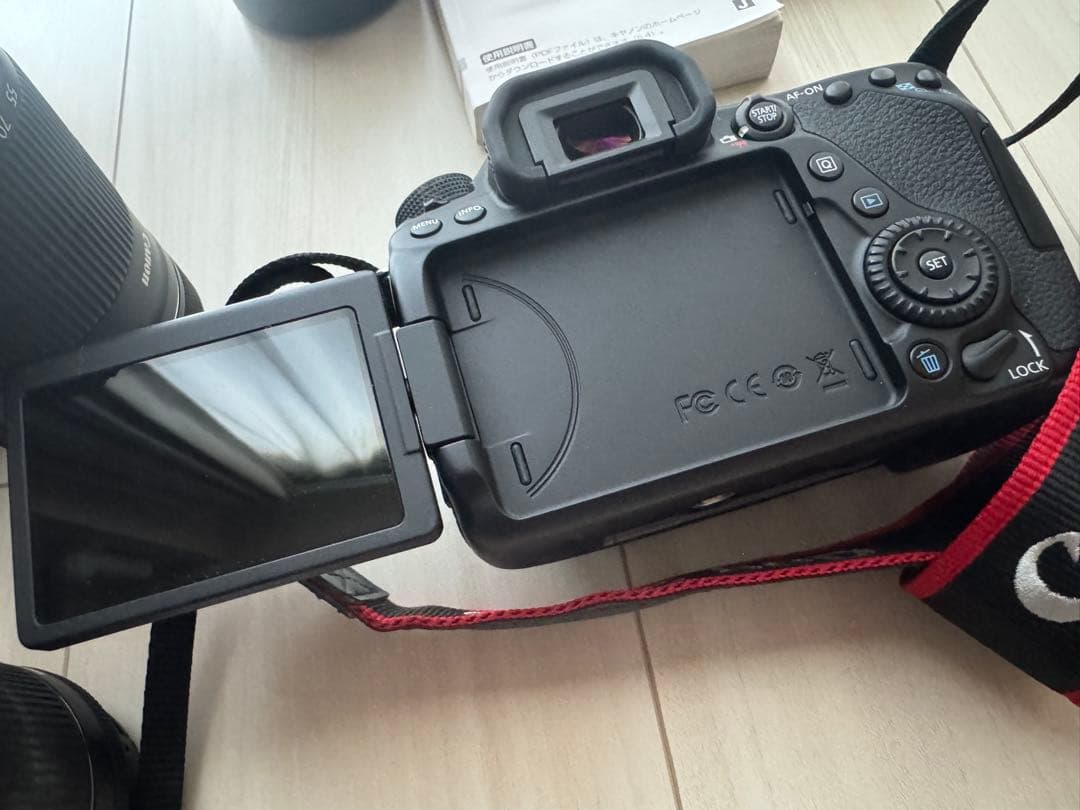 Canon キャノン デジタル一眼 EOS 80D ダブルズームキット