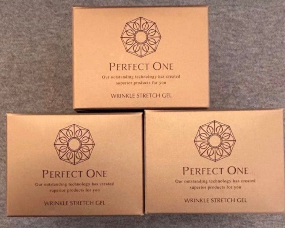 パーフェクトワン　薬用リンクルストレッチジェル　50g×3個