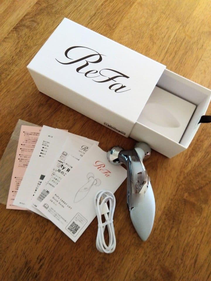 ReFa ☆ カラットリフト　ボディにもフェイスにも利用可！　リファ