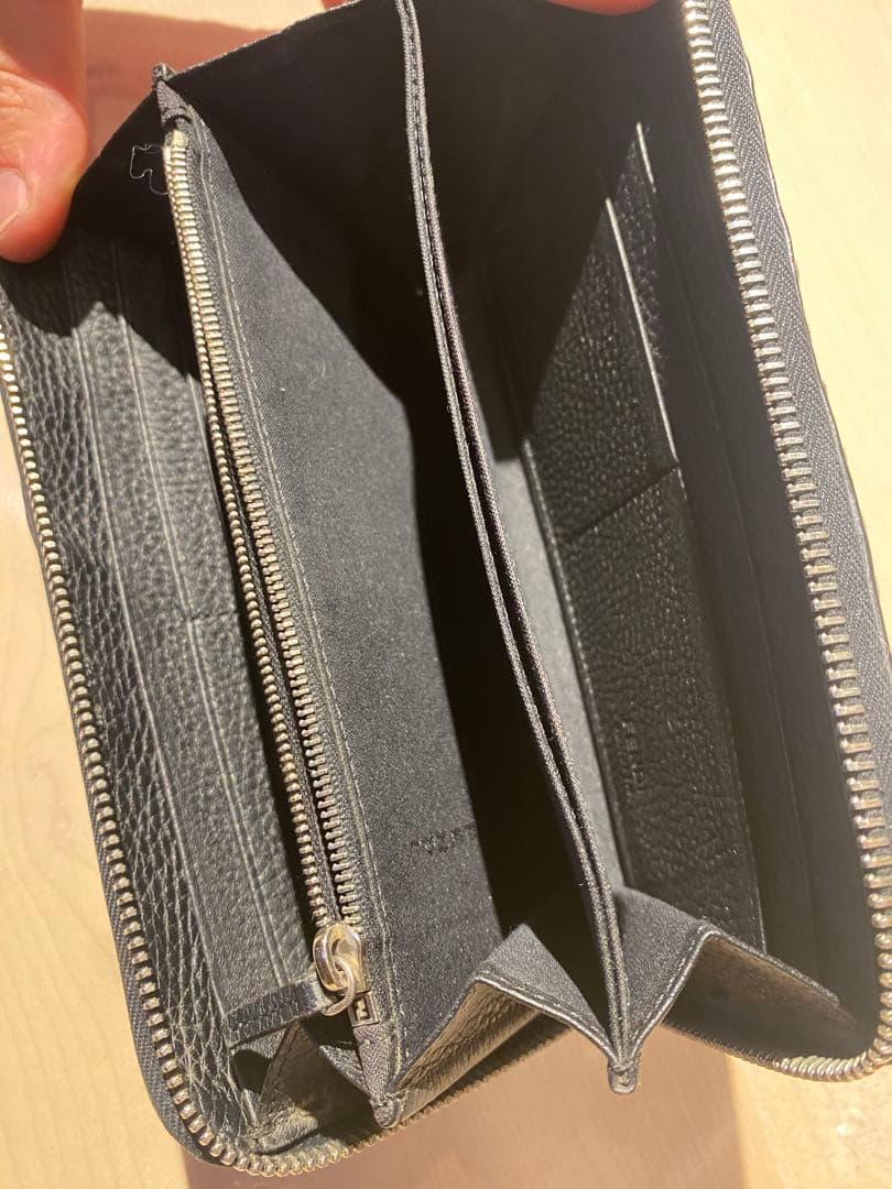 FENDI ROMA ブラックレザー長財布