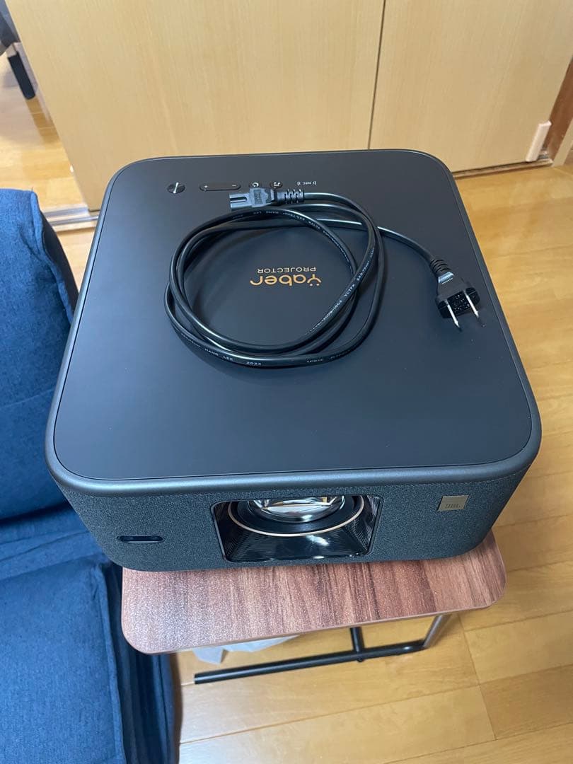yaber(ヤバー) projector K3 JBLスピーカー内蔵　箱付き