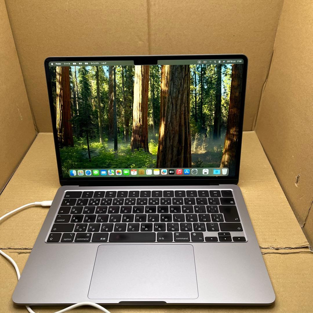 Apple MacBook Air M2 2022 13インチ　スペースグレイ