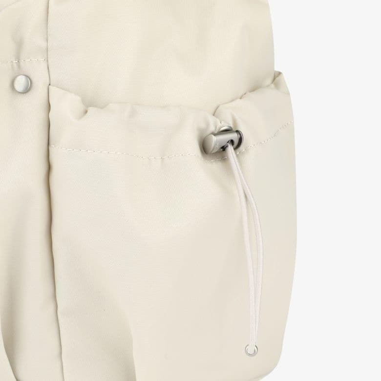 当日発送◎韓国限定❣️ノースフェイス ボニーパックM クリーム