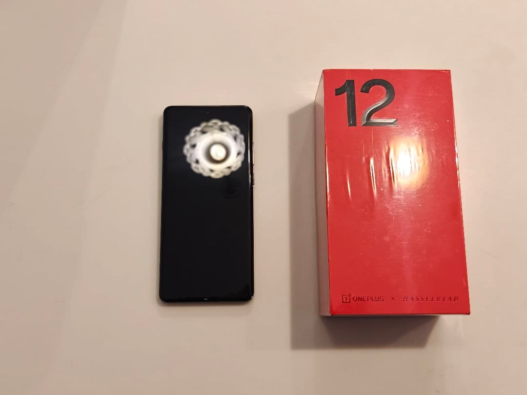 OnePlus 12 ブラック 本体 充電器付き