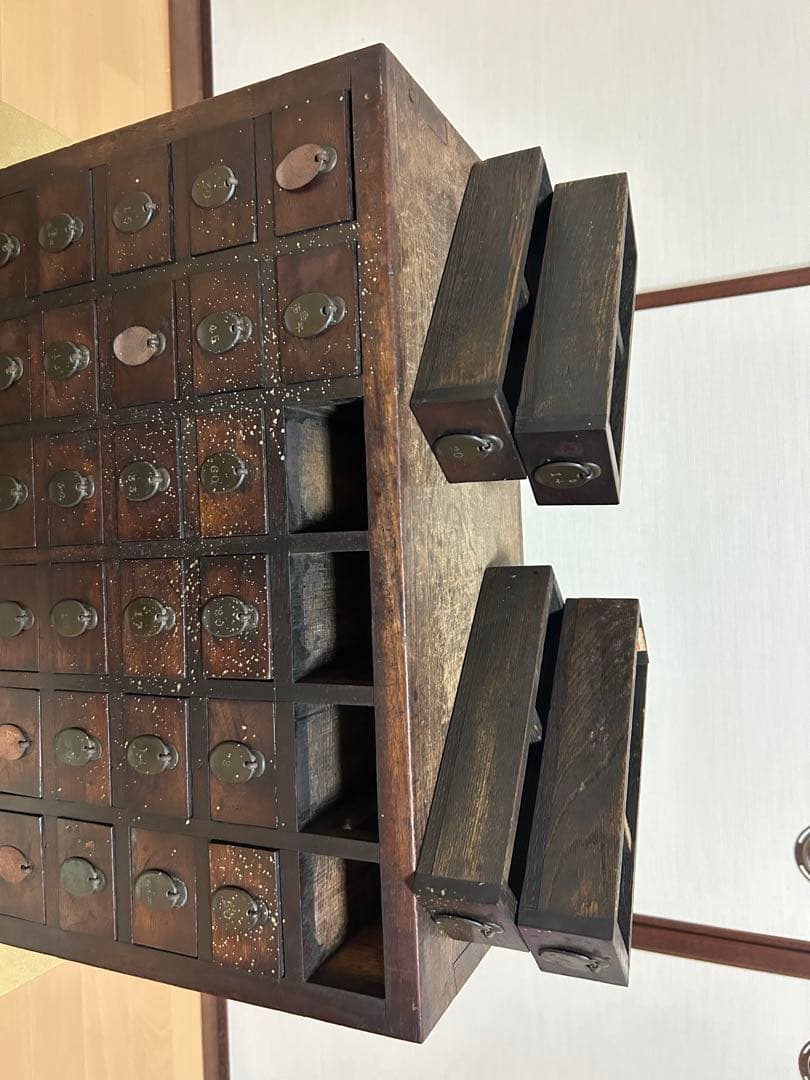 ち*み様 アンティーク　小引出し薬箪笥 昭和初期　木製小引き出し レア物