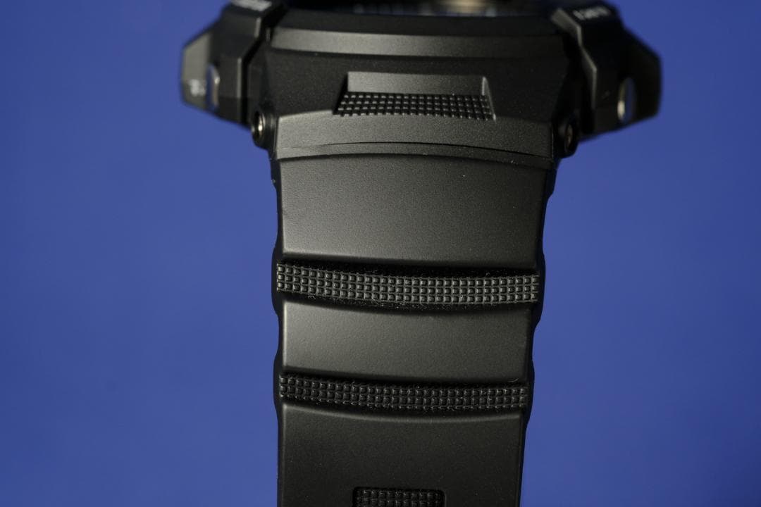 【良品】CASIO G-SHOCK AWG-M100SB ネイビー(263)