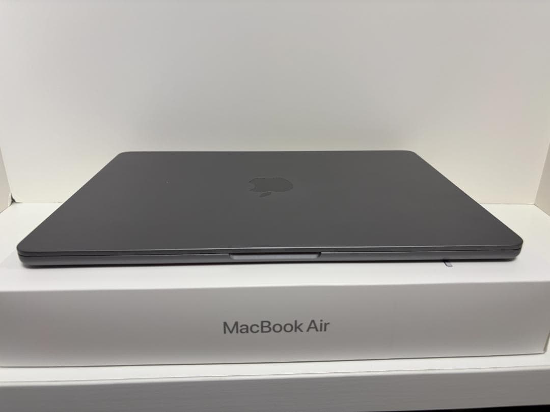 【ジャンク】画面映らず　Macbook Air M2 256GB メモリ8GB