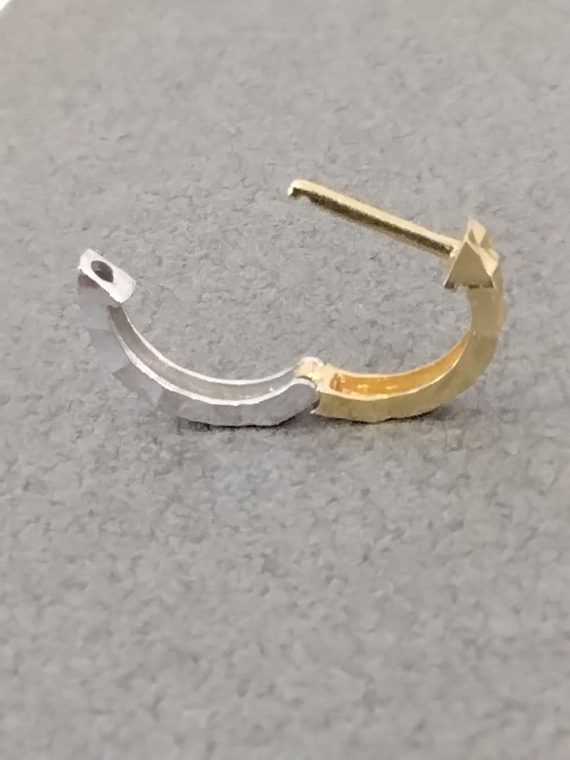 K18YG/WG地金ピアス　片耳用　　中古品