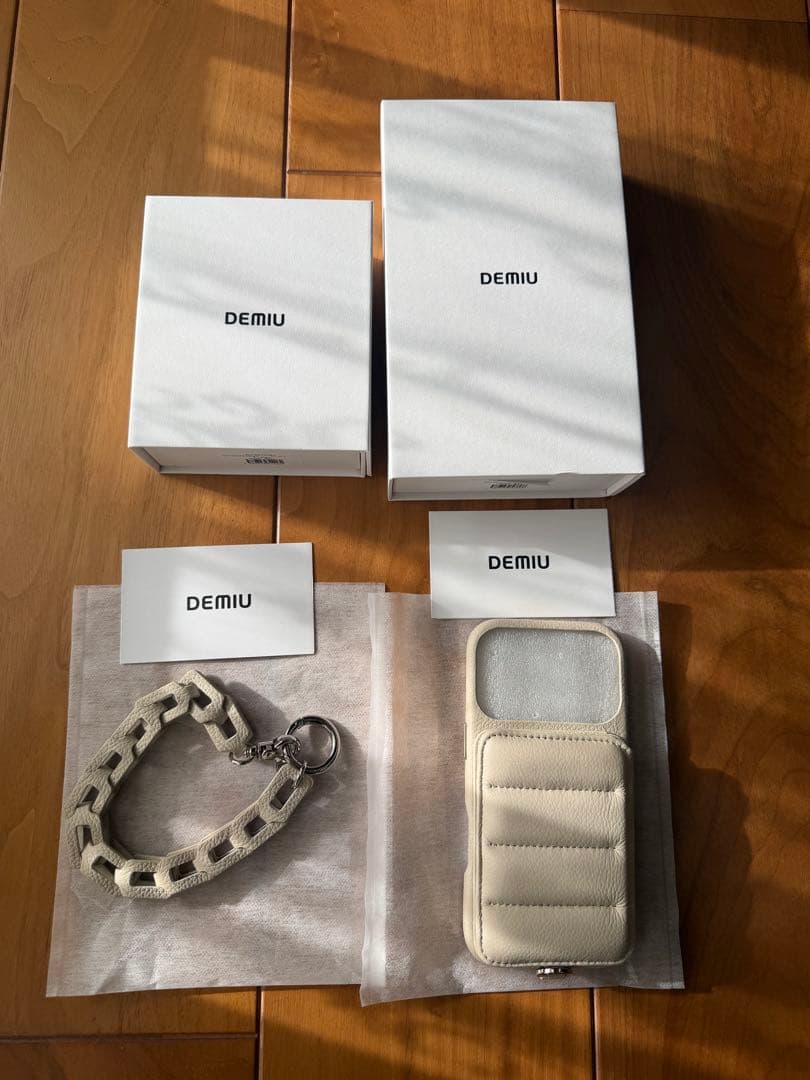 【新品未使用】DEMIU BALLON ＆レグタングル　iPhone17pro