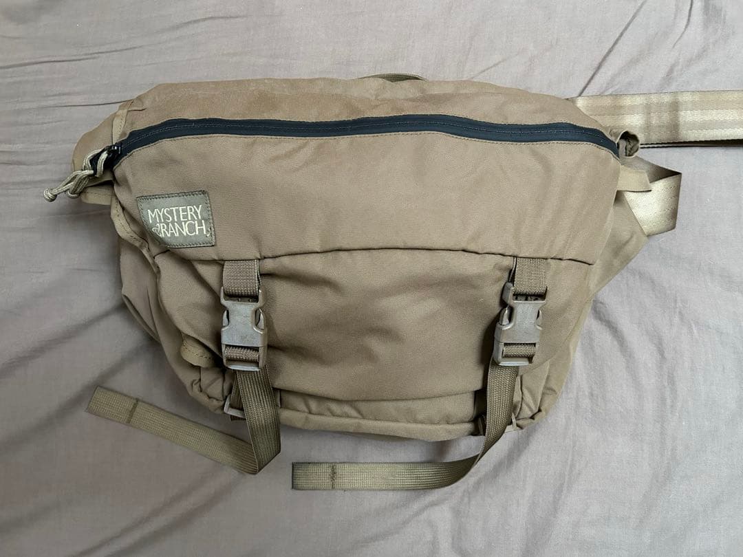 ミステリーランチ インベーダー メッセンジャーバッグ