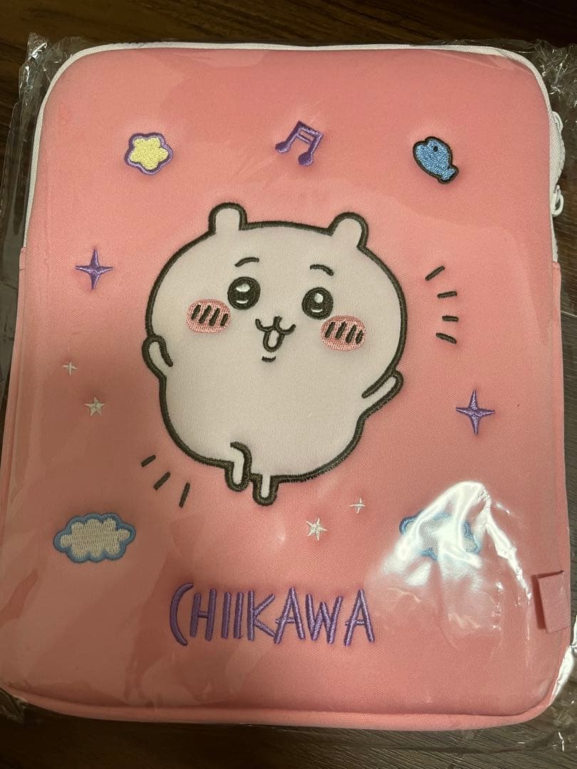 ちいかわ　タブレットケース