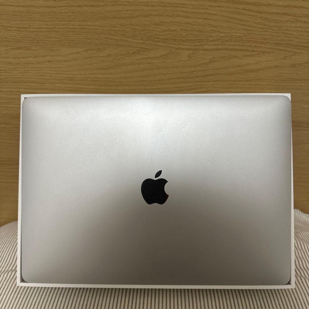 【値下げ中】M1 MacBook Air メモリ8GB ストレージ256GB