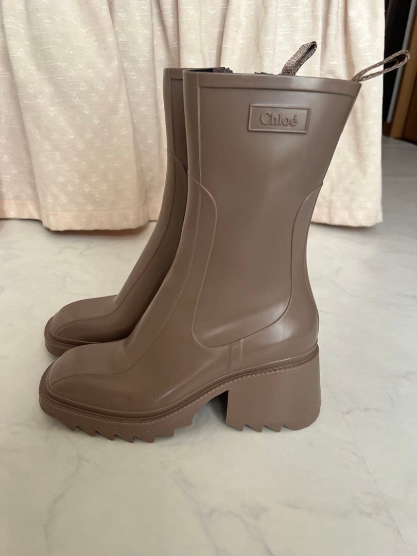 【美品】Chloe Betty レインブーツ ベージュ 長靴