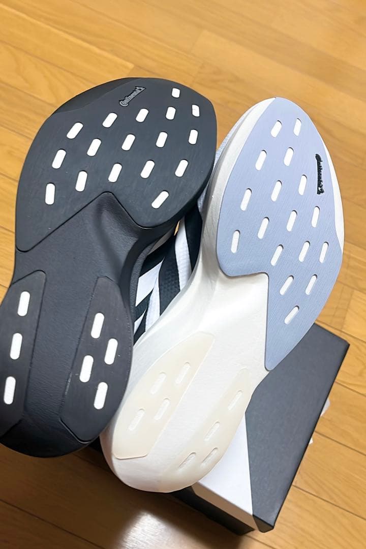 新品未使用 adidas Adizero EVOSL WOVEN 希少白黒カラー