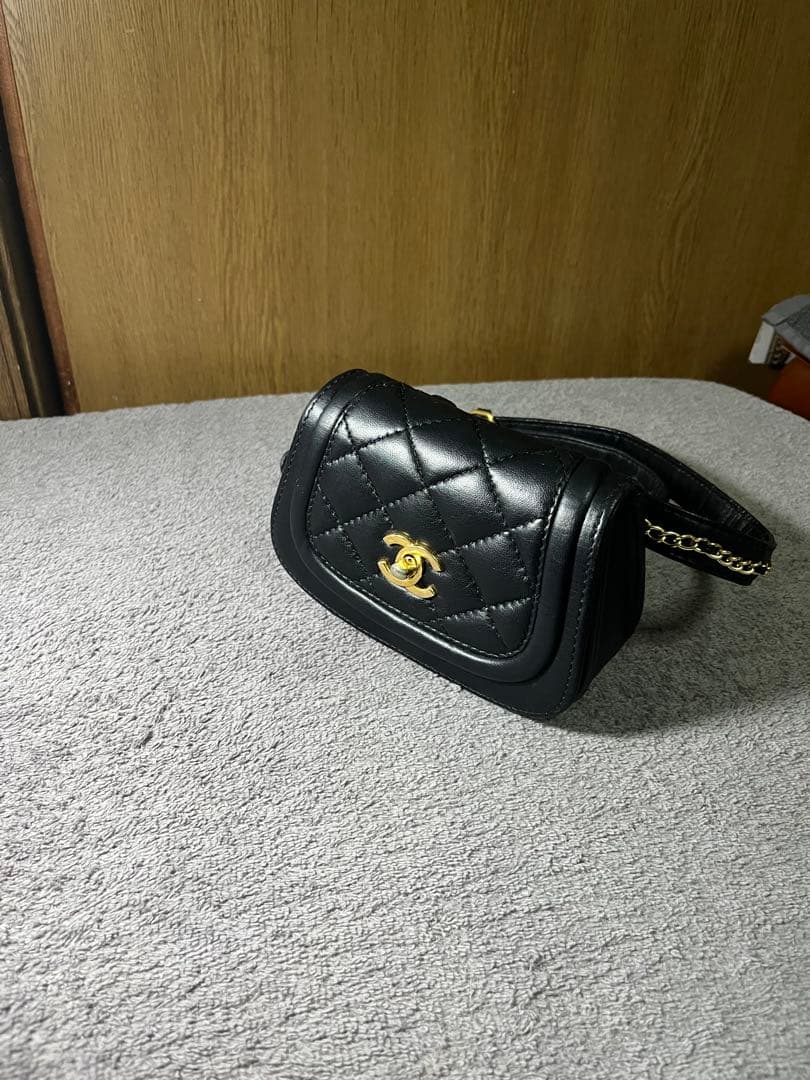 CHANEL キルティングボディバッグ　ウエストポーチ ヴィンテージ