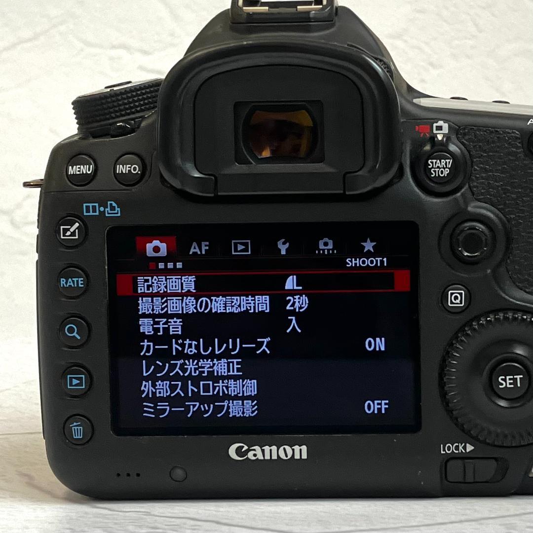【良品】Canon EOS 5D Mark III ボディ(バッテリー付)