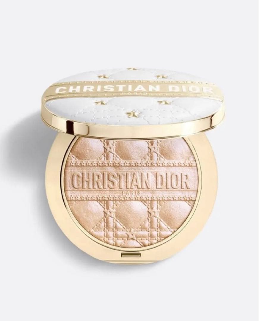 ♥ディオールスキン フォーエヴァー グロウ ルミナイザー 001