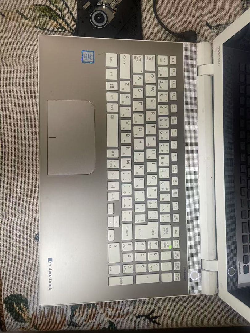 東芝✨サクサク動く✨薄型✨ノートパソコン✨人気のdynabook✨