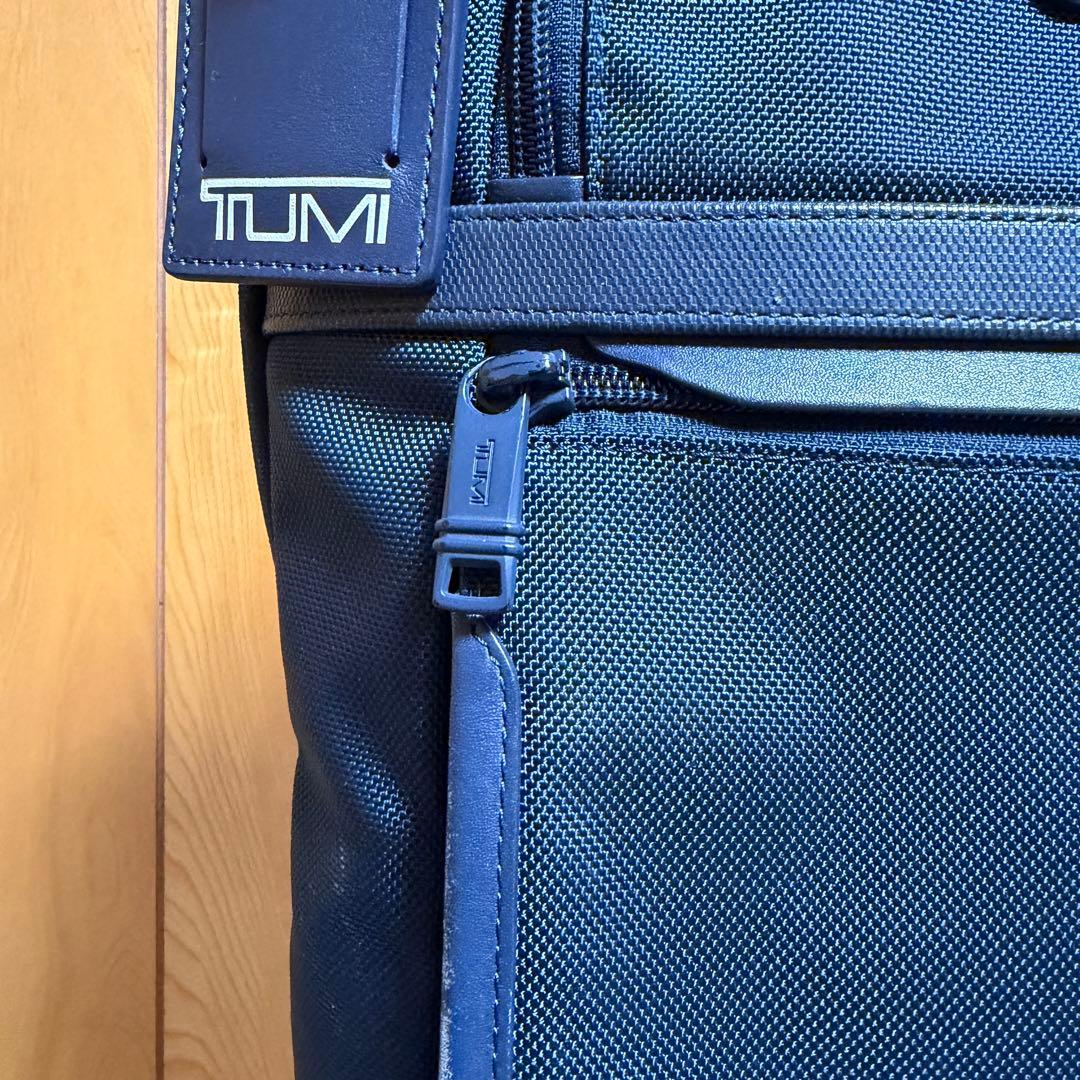 TUMI SHIPS別注モデル エクスパンダブル スクエア トートバッグ