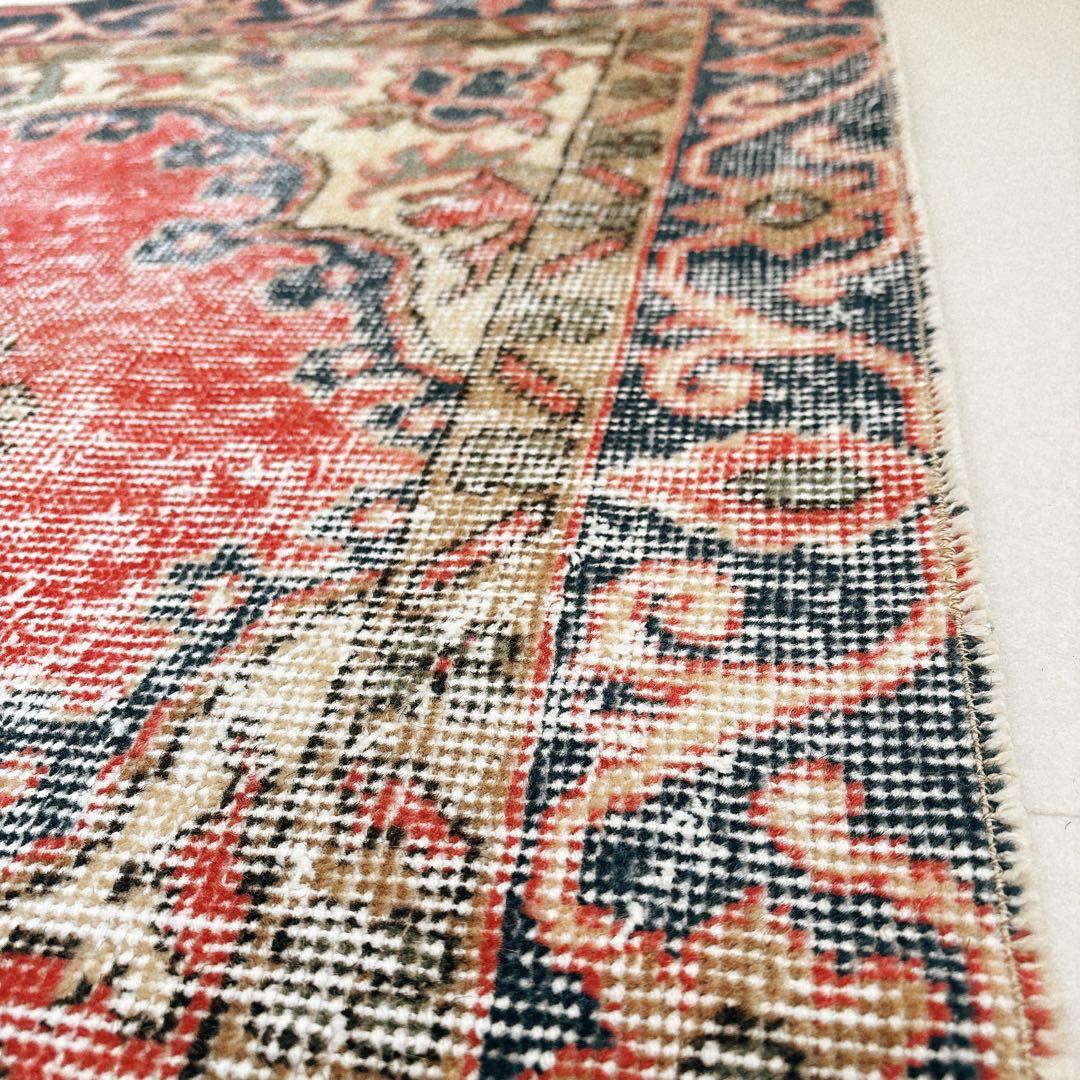 トルコ　ヴィンテージラグ　ピンク　ブルー　メダリオン