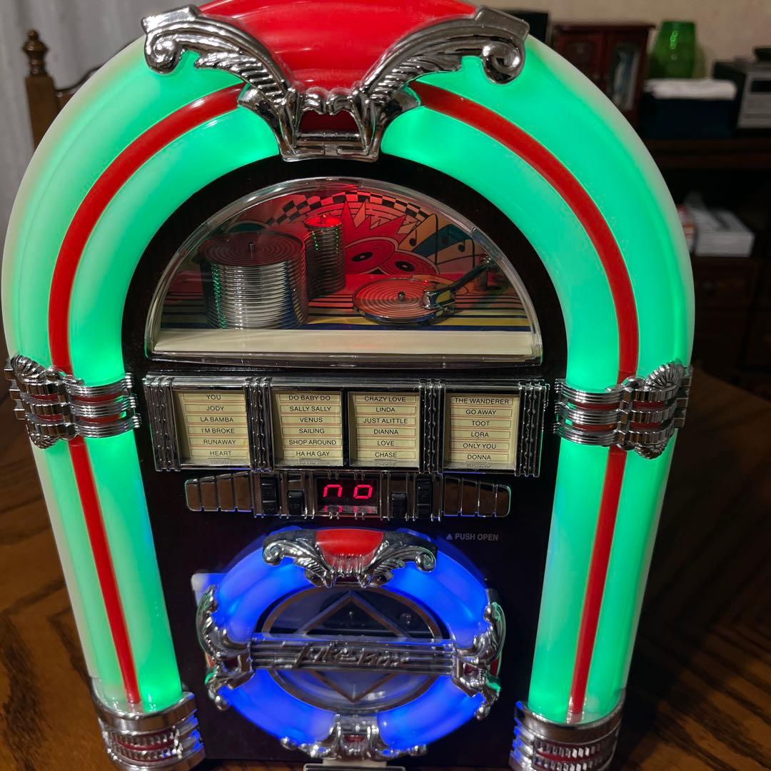 レトロジュークボックスラジオ付き CDプレーヤー （ジャンク）