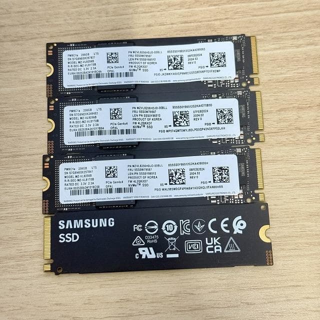 A*I様 [新品同様4個セット]サムスン MZVL8256HDJJD-00BLL