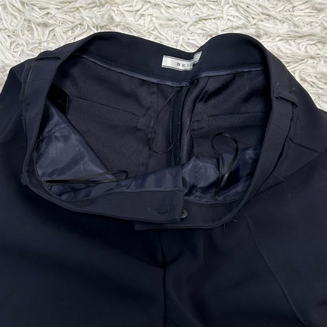 極美品　BEIGE ベイジ　ノーカラージャケット　パンツスーツ セットアップ