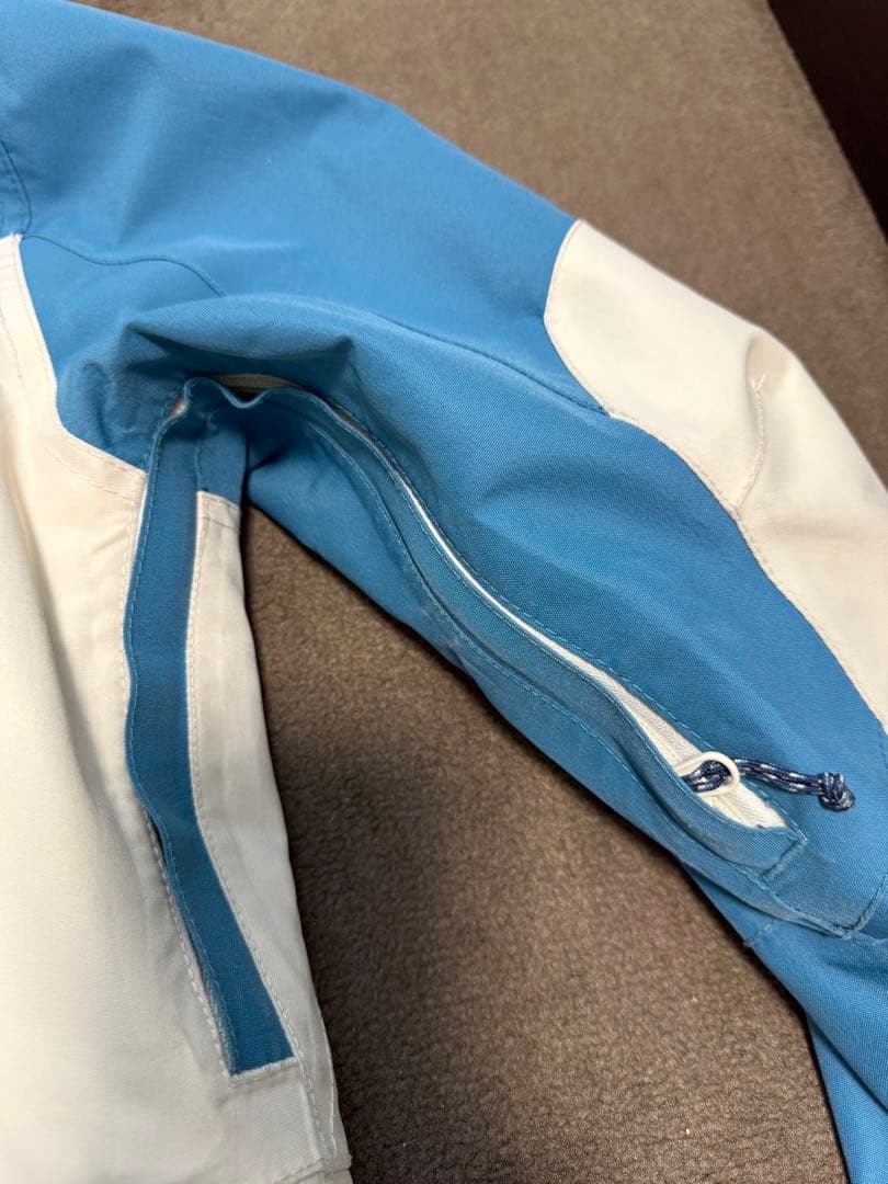 Burton GORE-TEX スノーボードジャケット ウェア Mサイズ