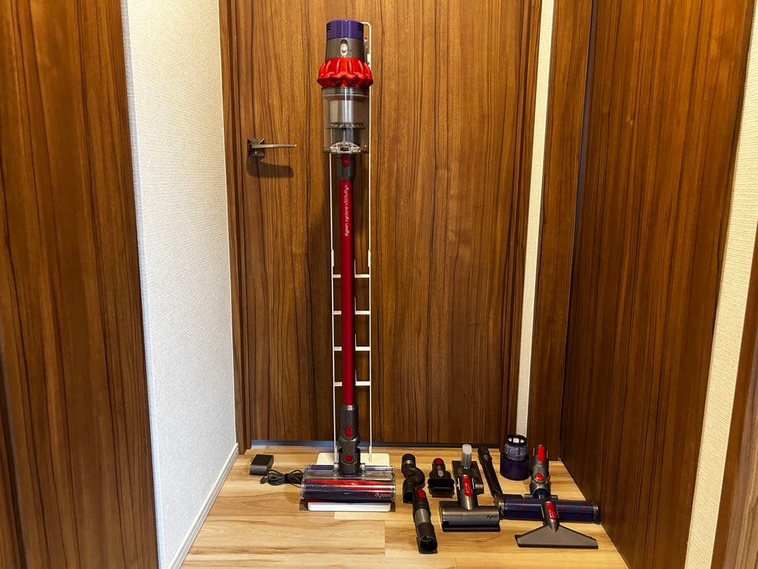 Dyson ダイソン V10 fluffy＋ sv12 専用スタンド付き