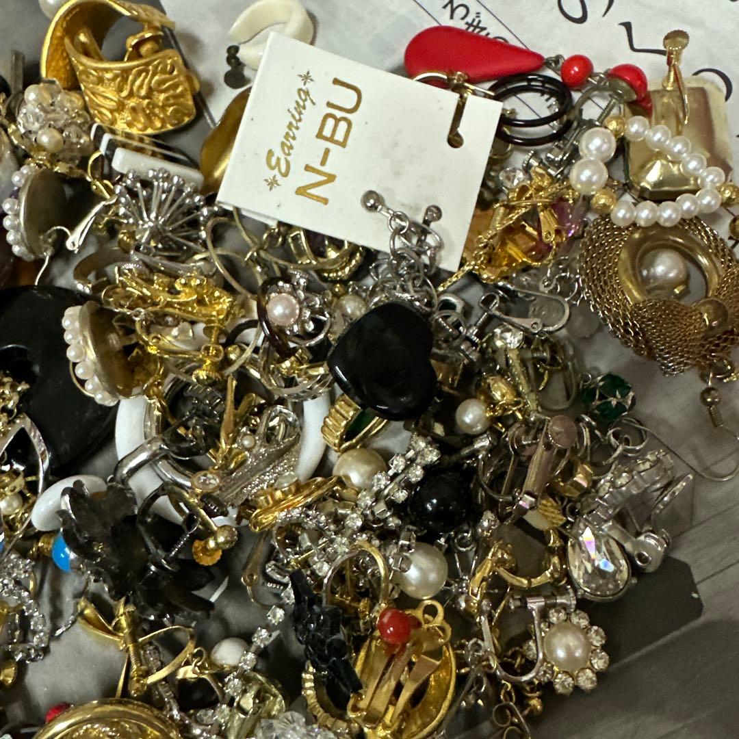遺品整理品　イヤリング　ピアス類　no2