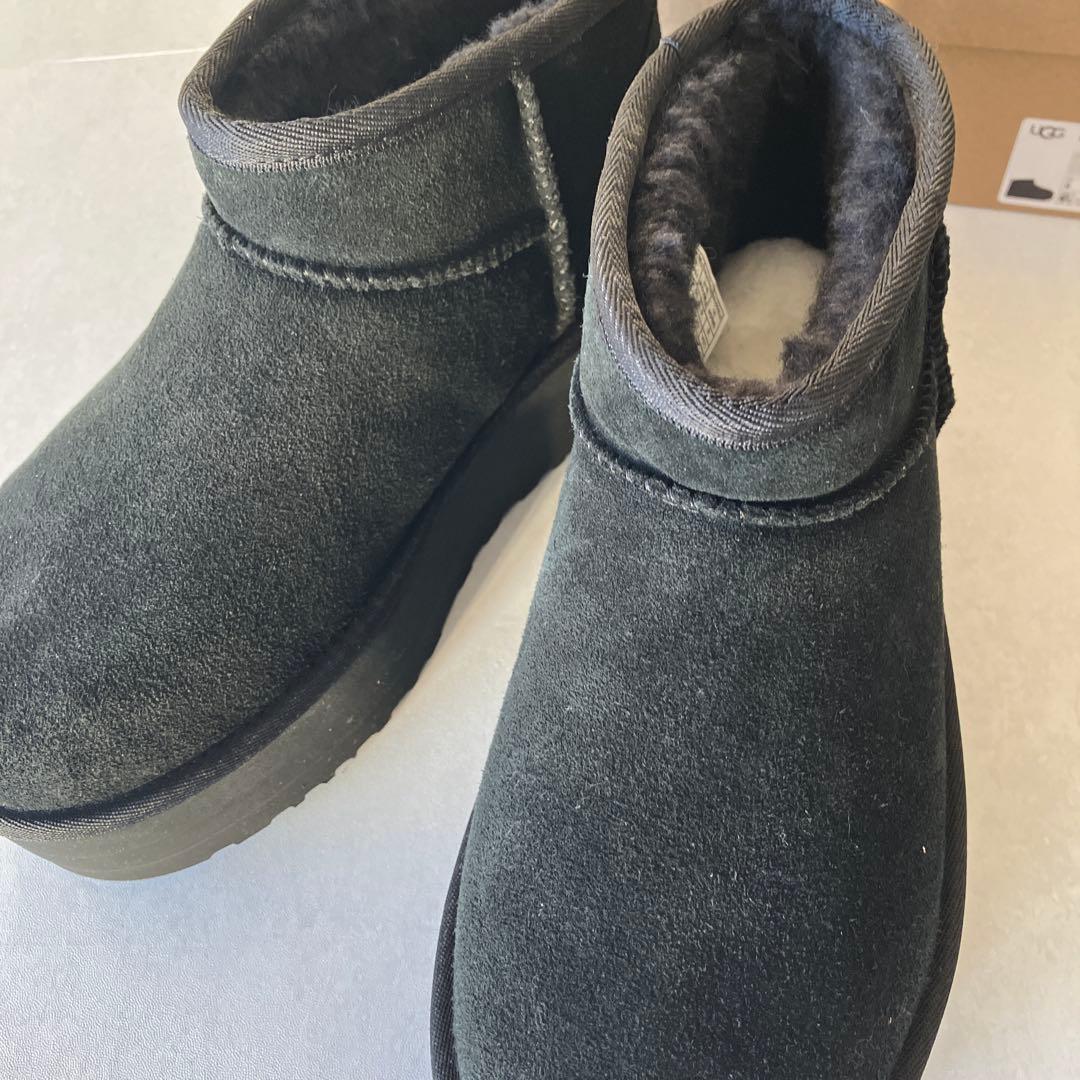 【専用】新品未使用UGGクラシックウルトラミニプラットフォームムートンブーツ