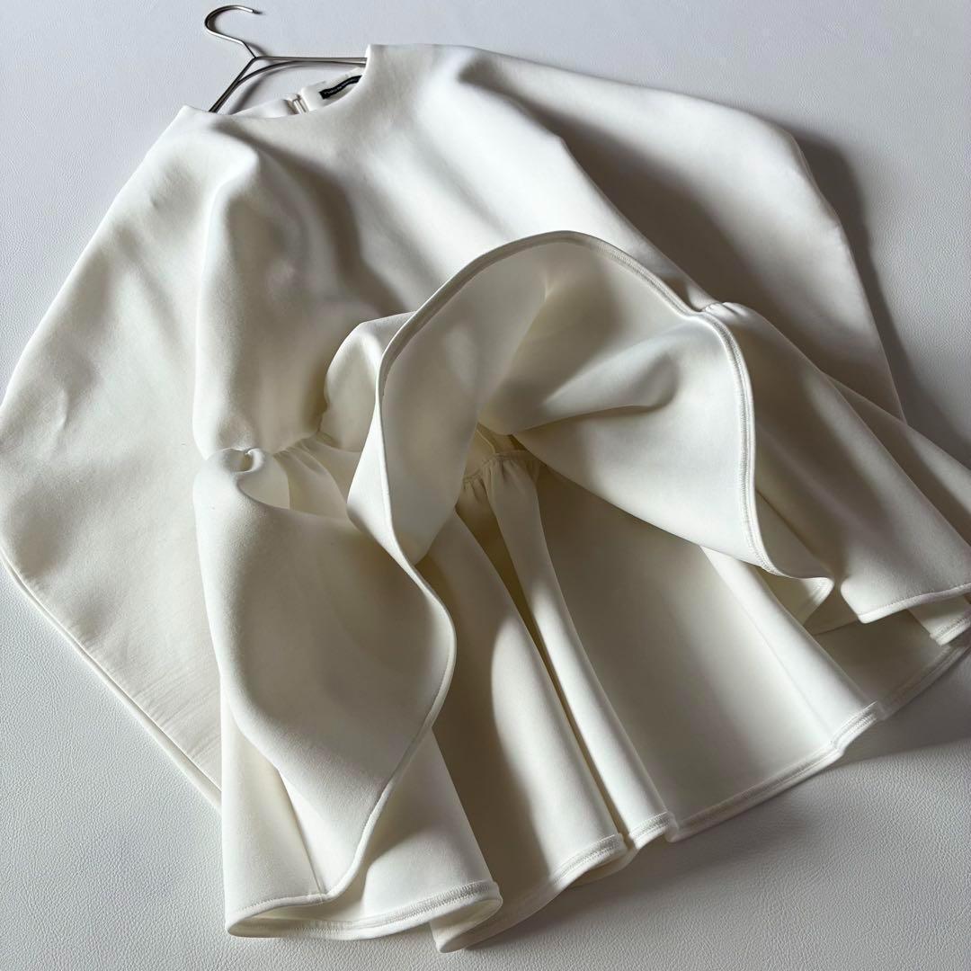 ツルバイマリコオイカワ　ペプラムブラウス　ホワイト　もちもち生地　ウォッシャブル