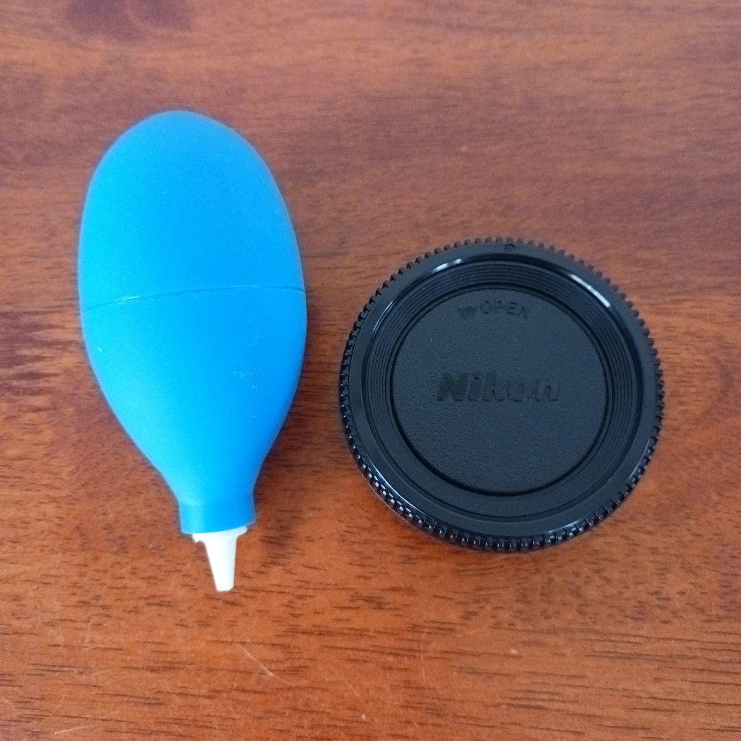 Nikon D5000 / 美品 ショット数少なめ 初心者向き