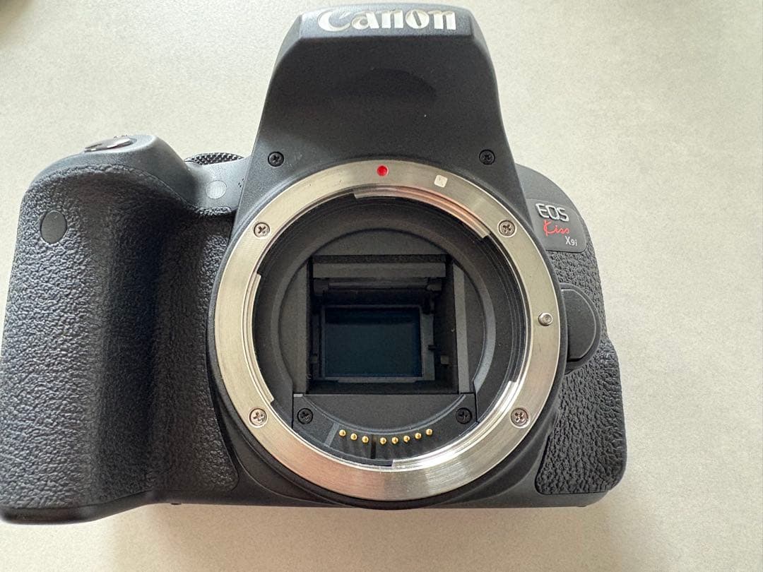 EOS Kiss x9i + レンズ3本セット