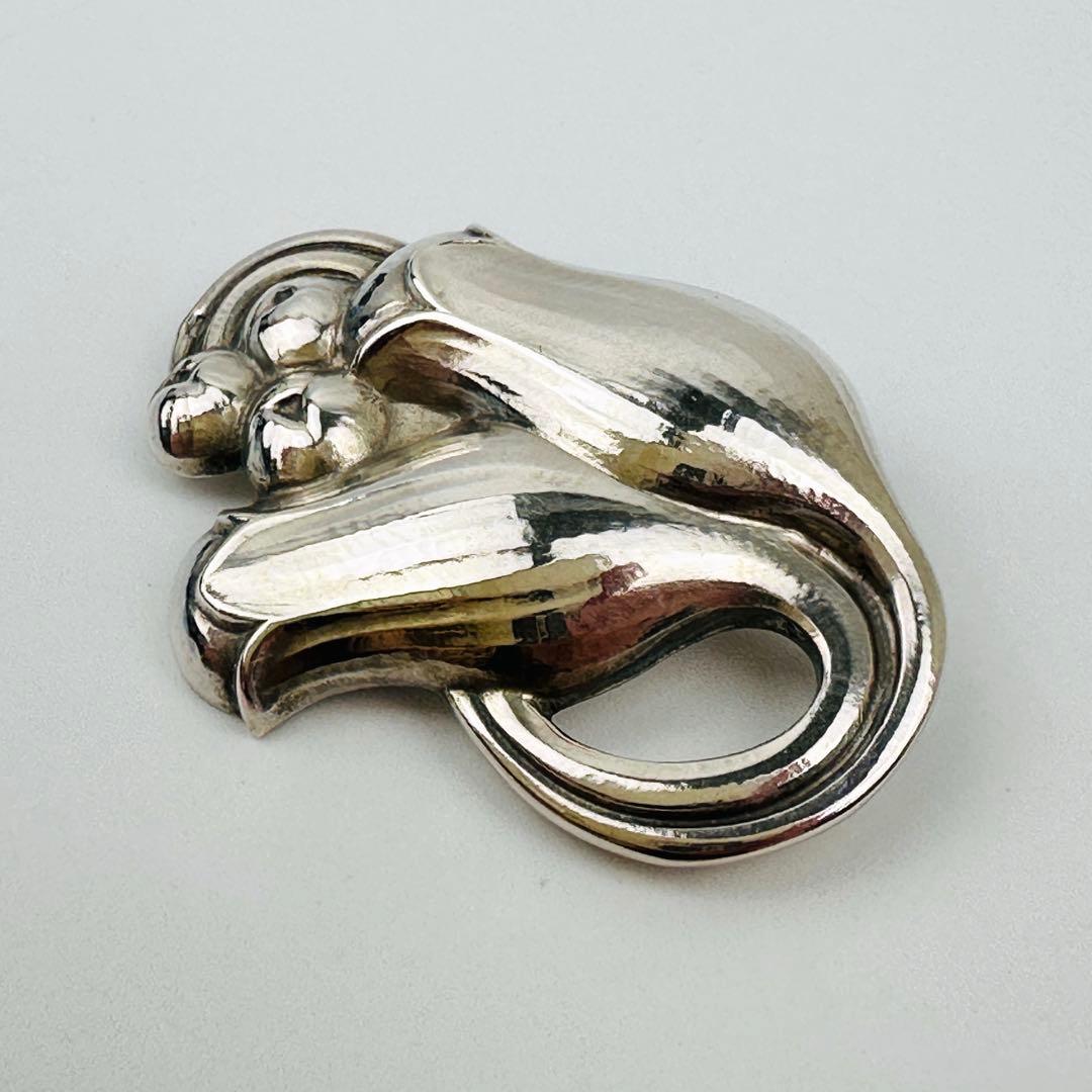 美品　ジョージジェンセン 可愛いスズラン　シルバー 花モチーフ ブローチ