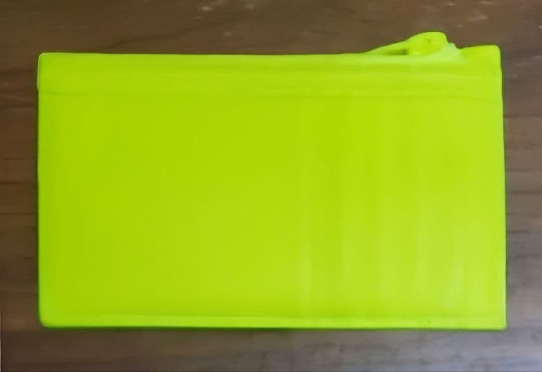 バレンシアガ　新品　メンズ　フラグメントケース(ネオンイエロー)