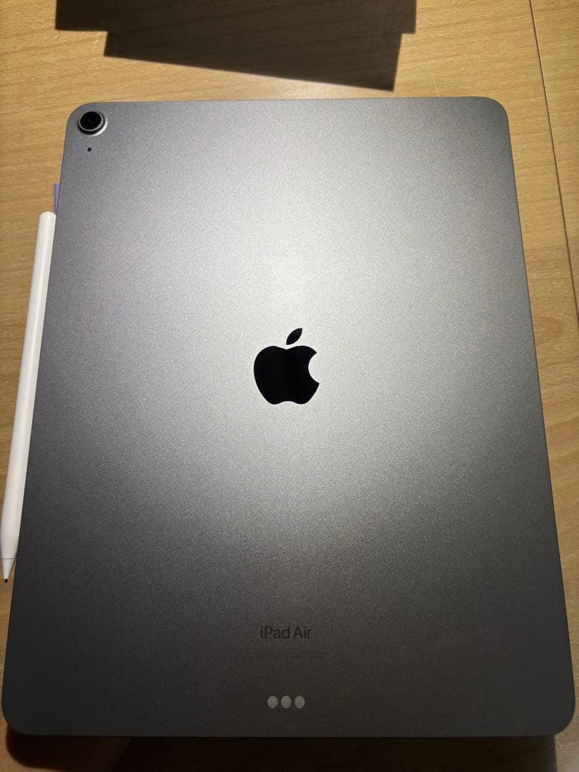 【極上品】M2 iPad Air 13 Pencil pro 純正カバー