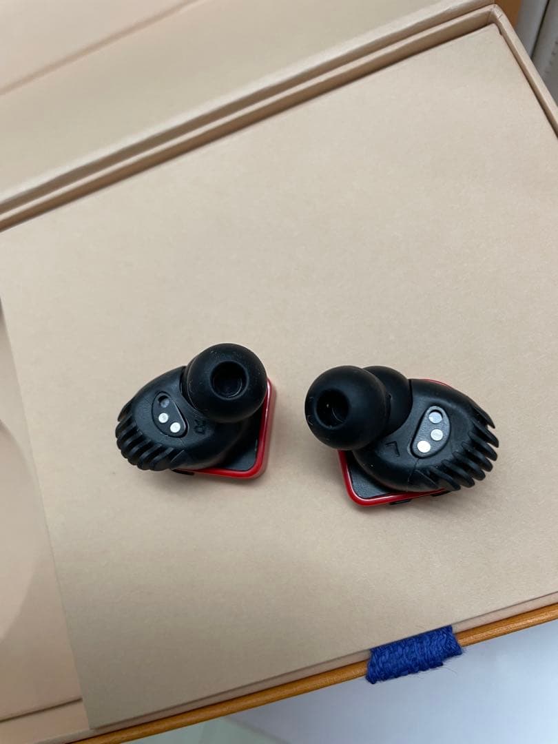 LVルイヴィトンイヤホン