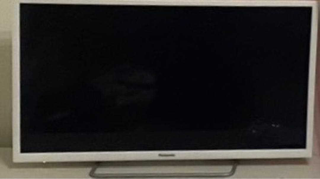 【送料込み】Panasonic 32型液晶テレビ TH-32ES500-W