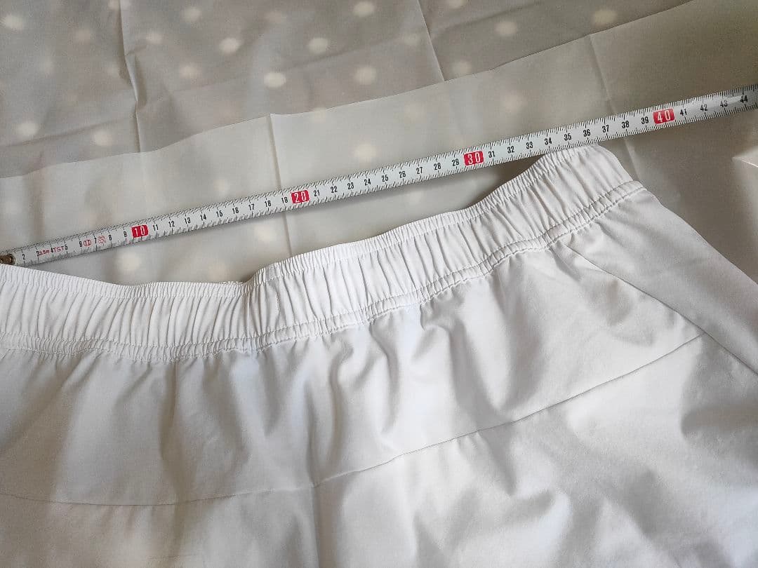 ON コート　ショーツ　テニスウェア　ホワイトショートパンツ