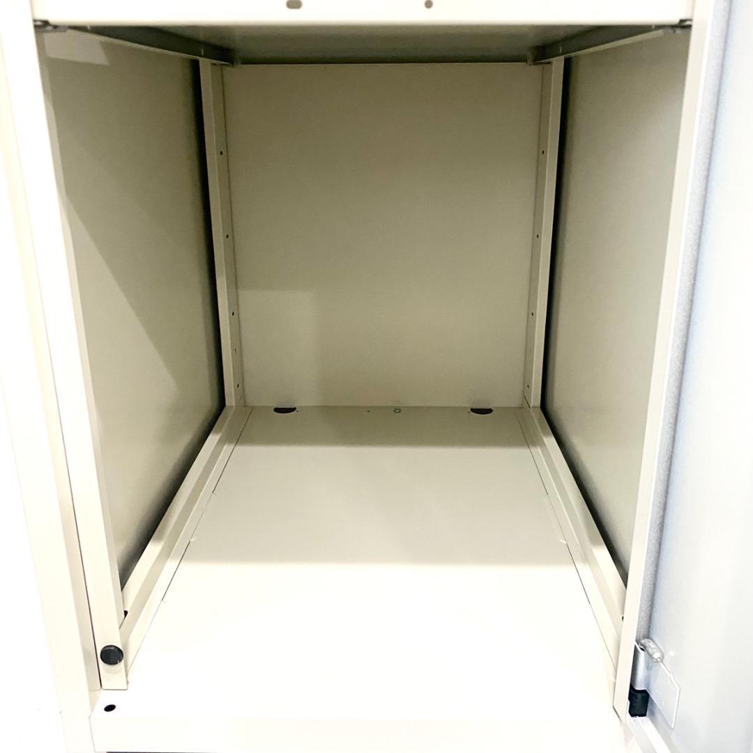 美品！ BISLEY ビスレー 鍵付き ロッカー キャビネット