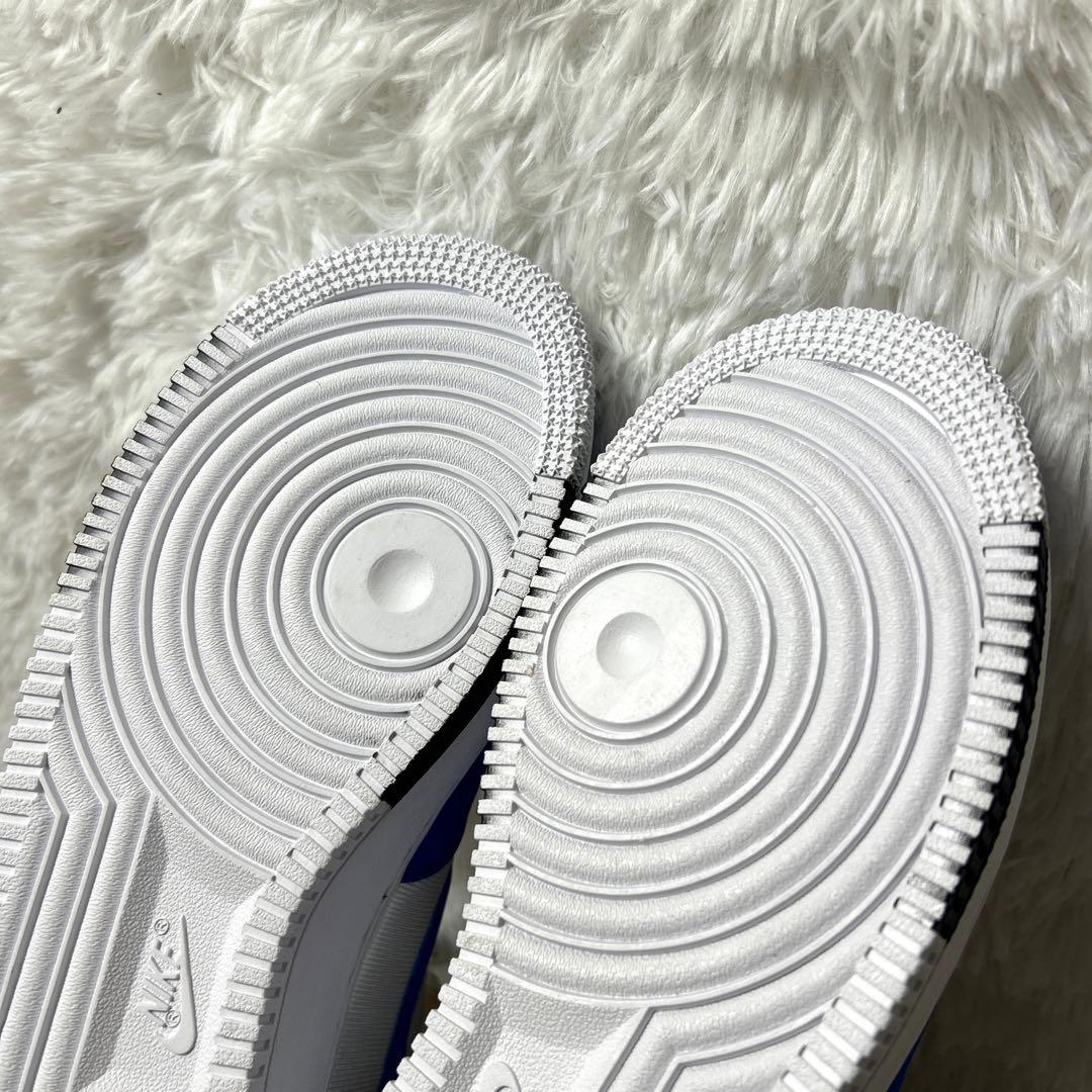 【新品箱付き】NIKE AIR FORCE 1 '07 LV8 26cm