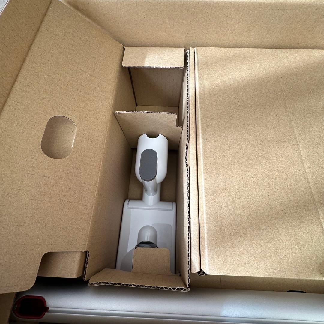 ダイソン　SV18 FF H dyson digital slim fluffy