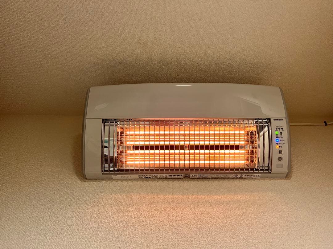 美品コロナ ウォールヒート 遠赤外線壁掛けヒーター　CHK-C126A