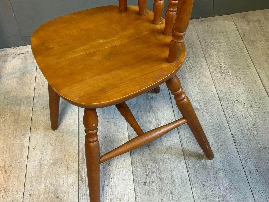 ①　飛騨産業　キツツキマーク　ウィンザーチェア　スポークチェア　SZ